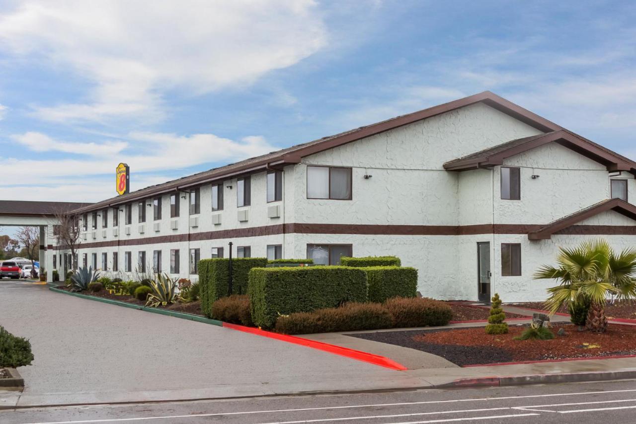 Super 8 By Wyndham Arcata Hotel Luaran gambar