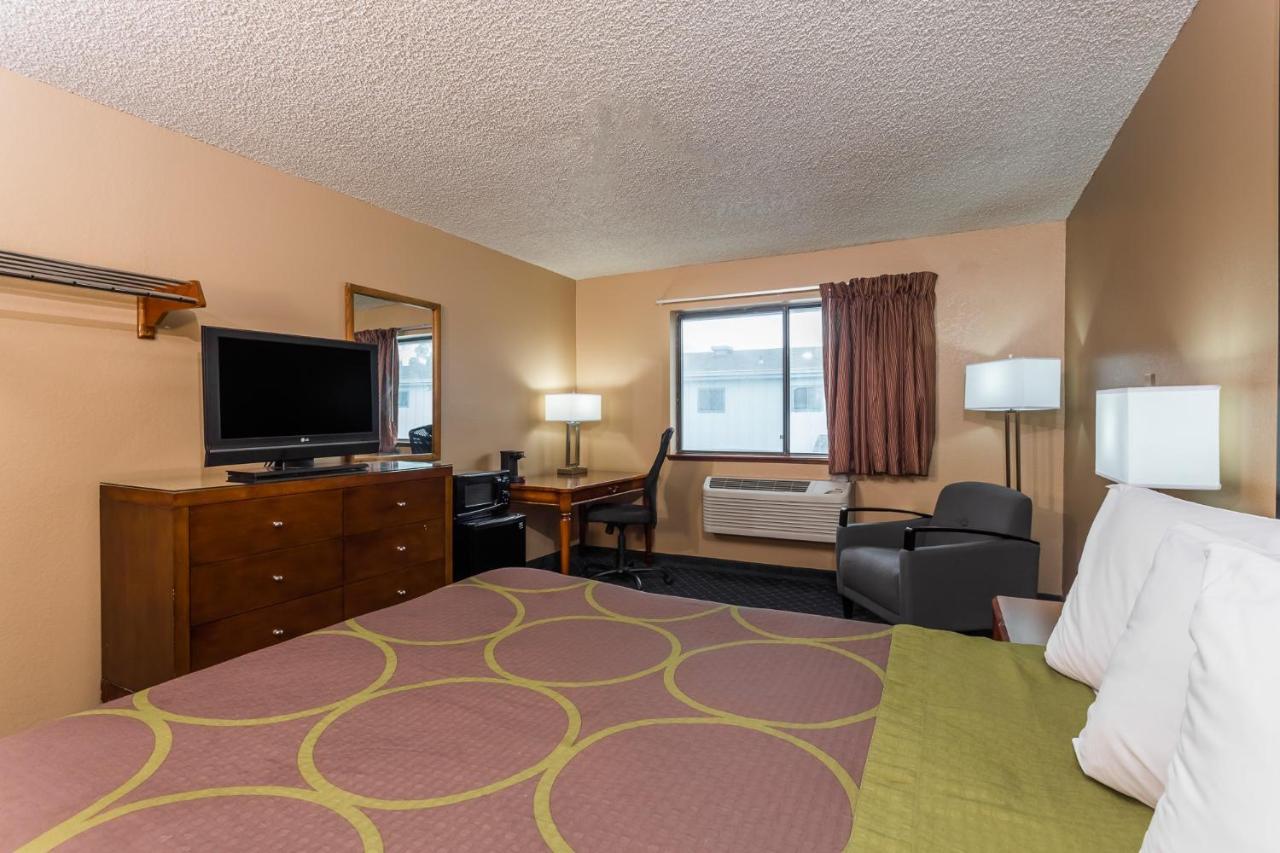 Super 8 By Wyndham Arcata Hotel Luaran gambar