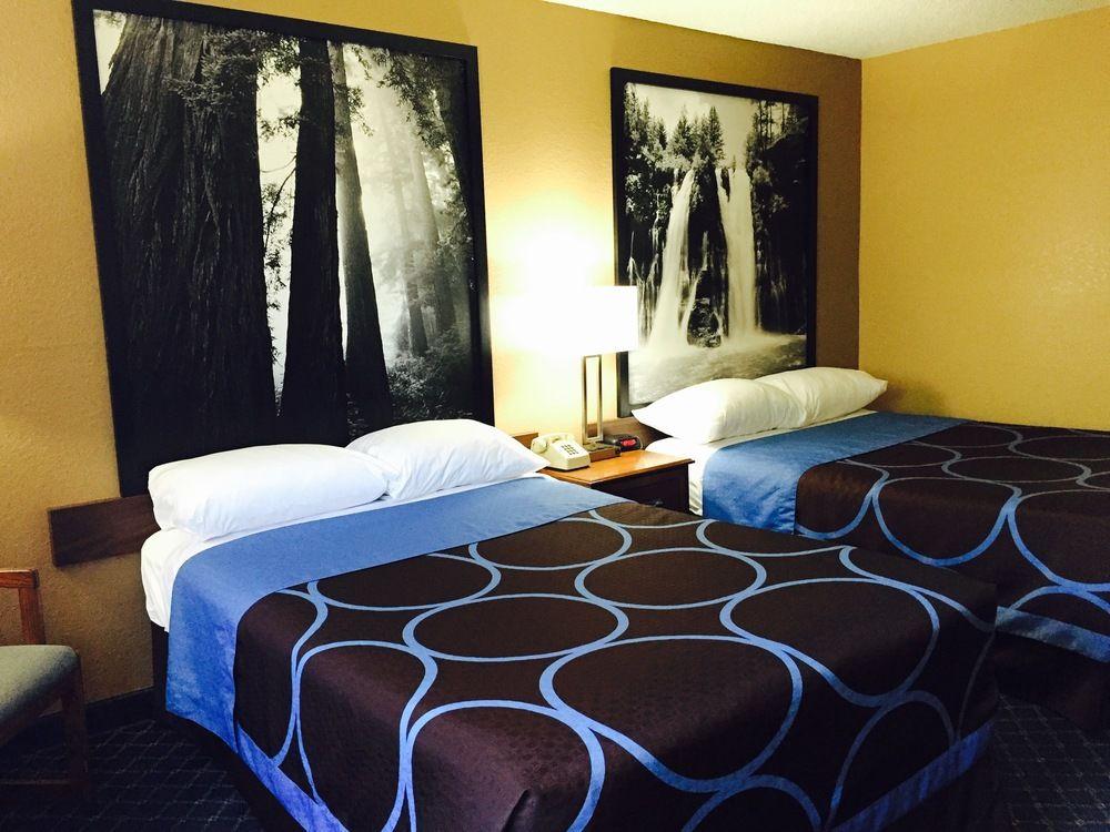 Super 8 By Wyndham Arcata Hotel Luaran gambar