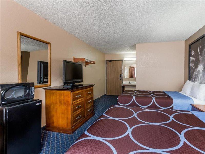 Super 8 By Wyndham Arcata Hotel Luaran gambar