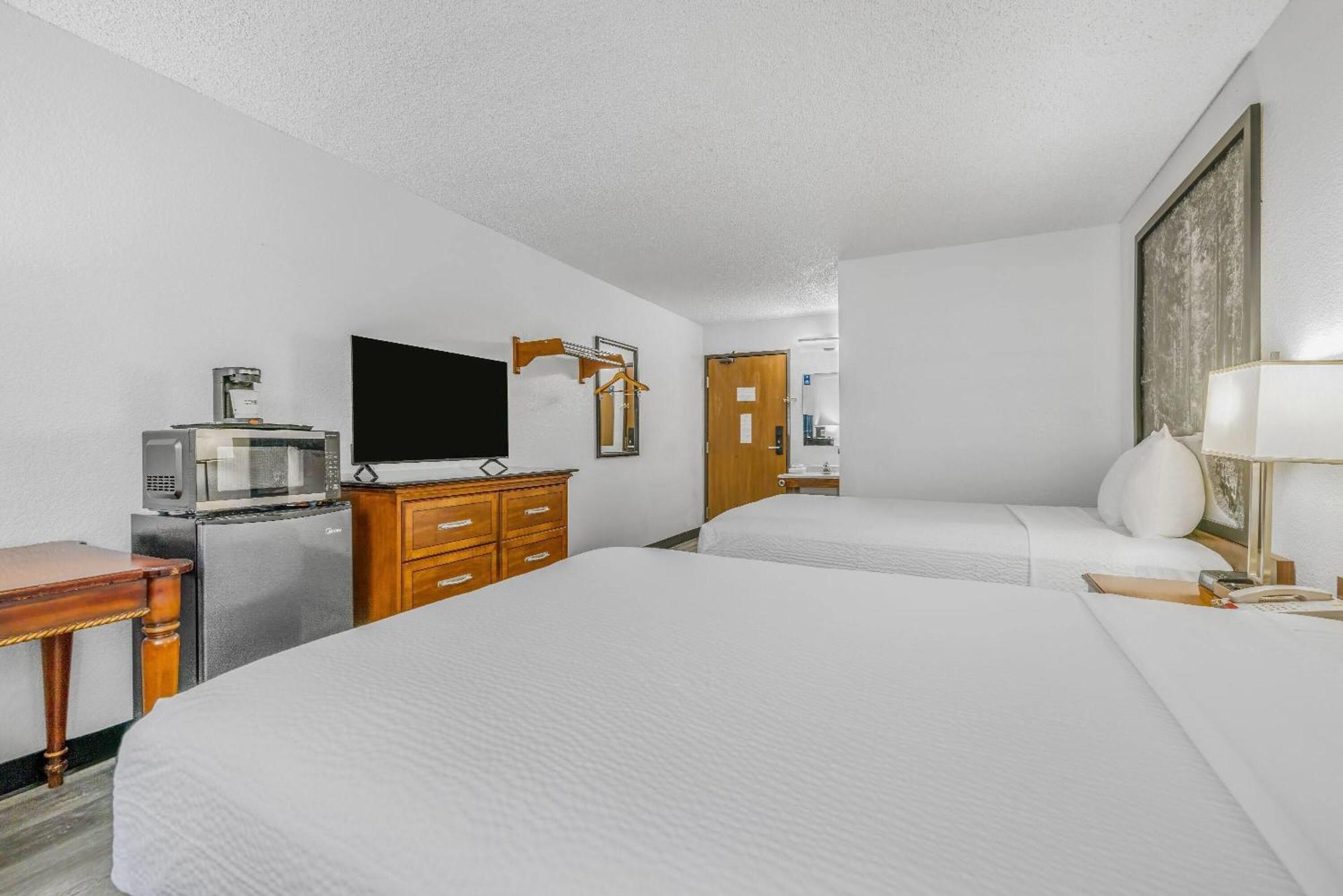 Super 8 By Wyndham Arcata Hotel Luaran gambar