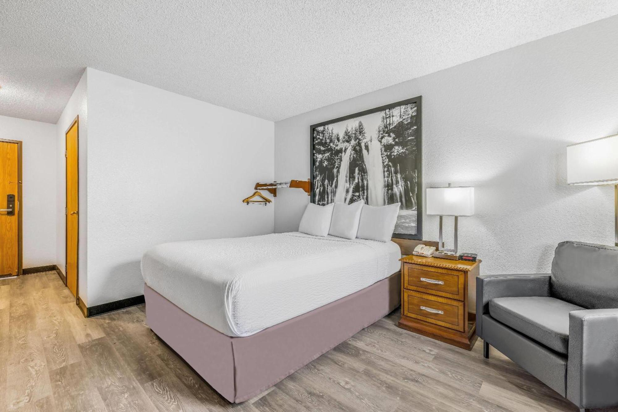Super 8 By Wyndham Arcata Hotel Luaran gambar