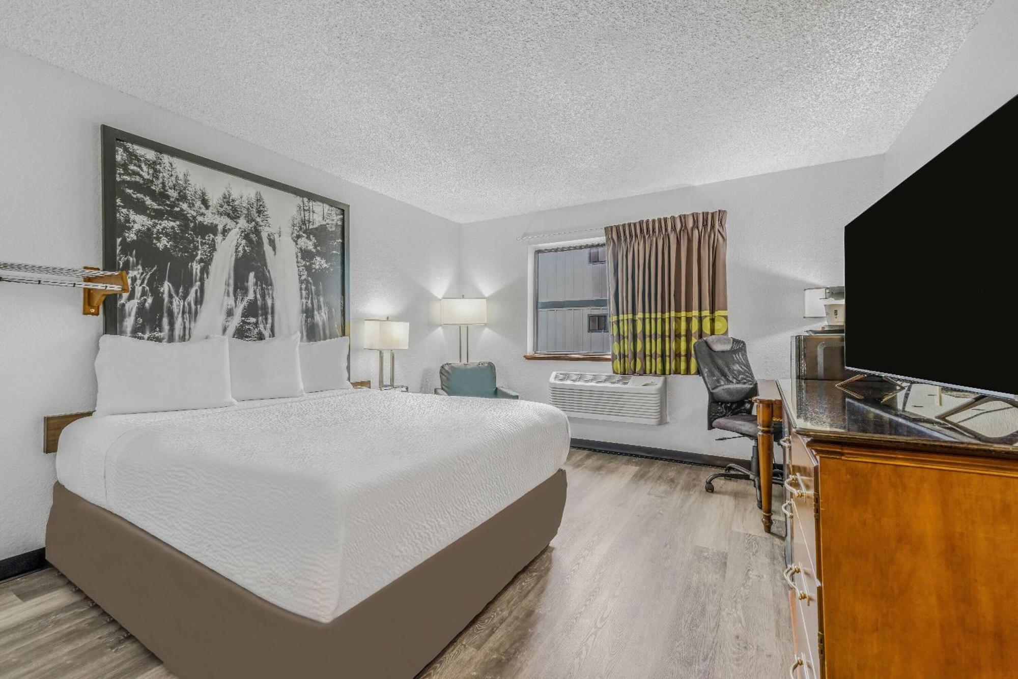 Super 8 By Wyndham Arcata Hotel Luaran gambar